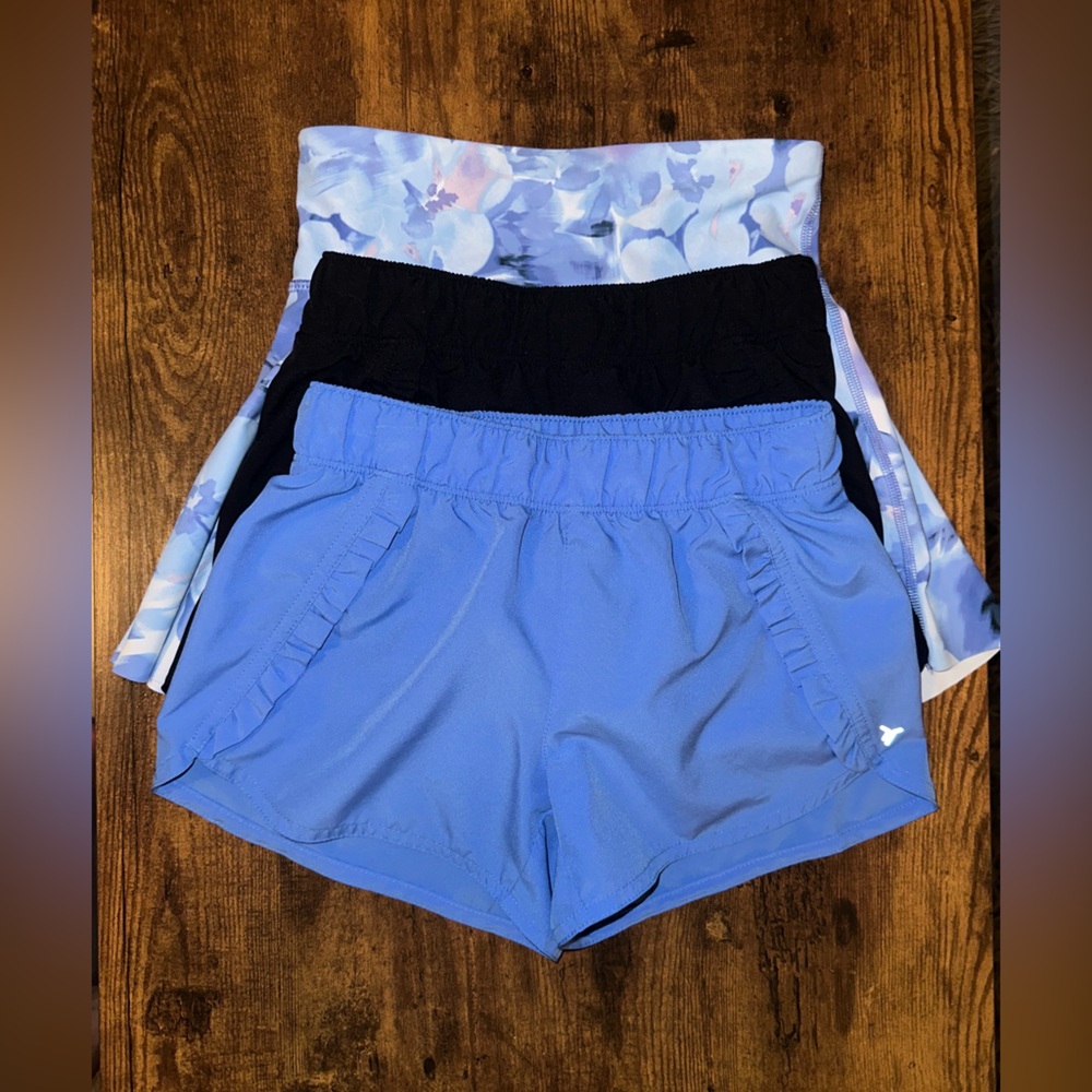 Girl’s Size 8 (medium) Old Navy Skort NWOT, 2 Pairs of Shorts  EUC